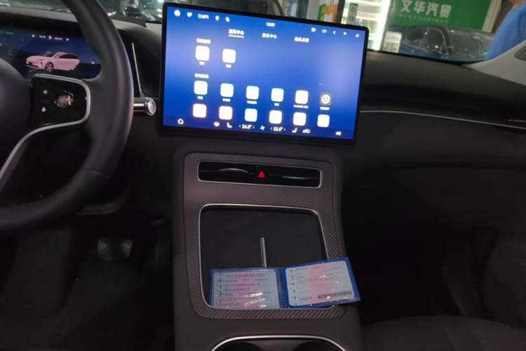 Used Hima H5 2025 Model Range-Extending Max Audio And AC Panel