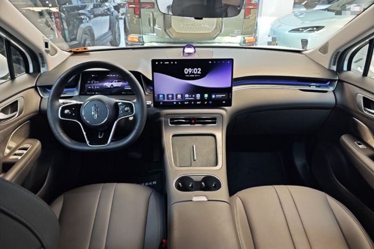 Used Hima H5 2025 Model Pure Electric Max Long Range Center Console