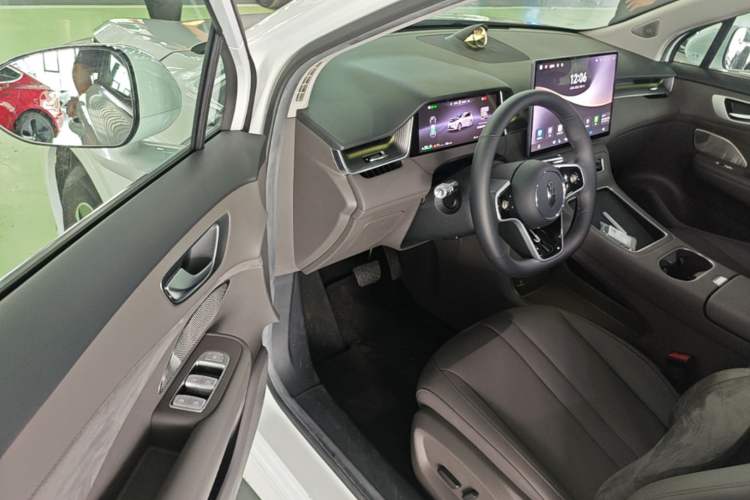 Used Hima H5 2025 Model Range-Extending Max Driver Seat