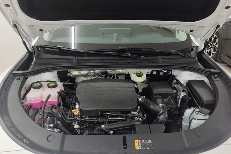 Used Hima H5 2025 Model Range-Extending Max Engine Bay