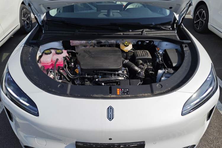Used Hima H5 2025 Model Range-Extending Pro Engine Bay