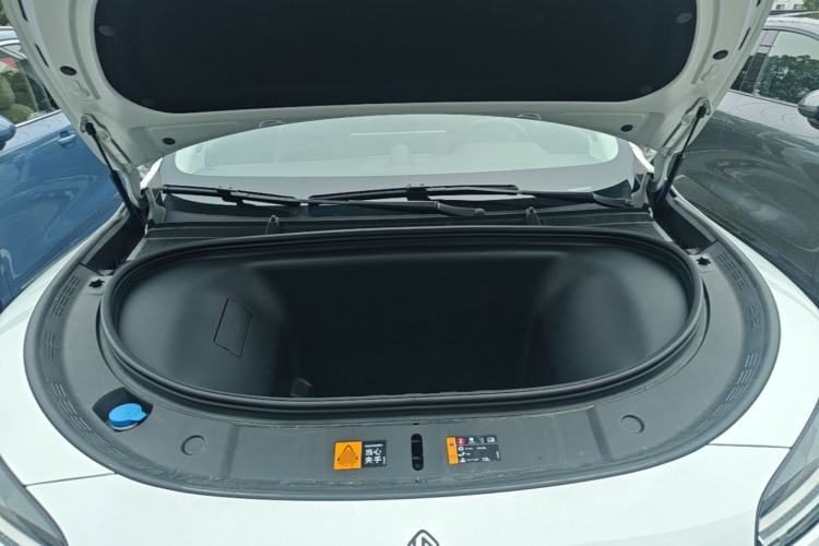 Used Hima H5 2025 Model Pure Electric Max Long Range Engine Bay