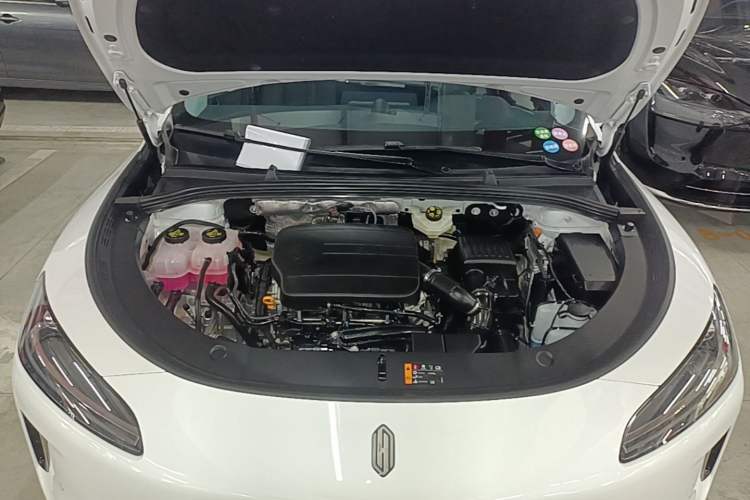 Used Hima H5 2025 Model Range-Extending Max Engine Bay