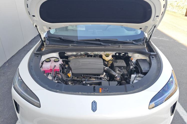 Used Hima H5 2025 Model Range-Extending Pro Engine Bay
