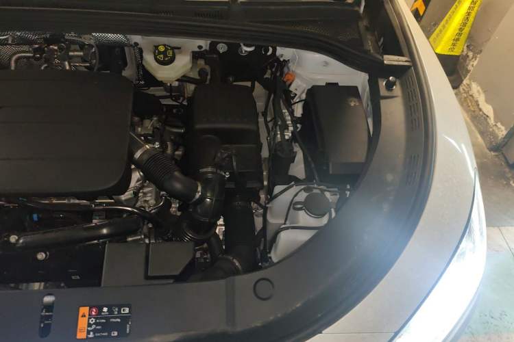 Used Hima H5 2025 Model Range-Extending Max Engine Bay Left