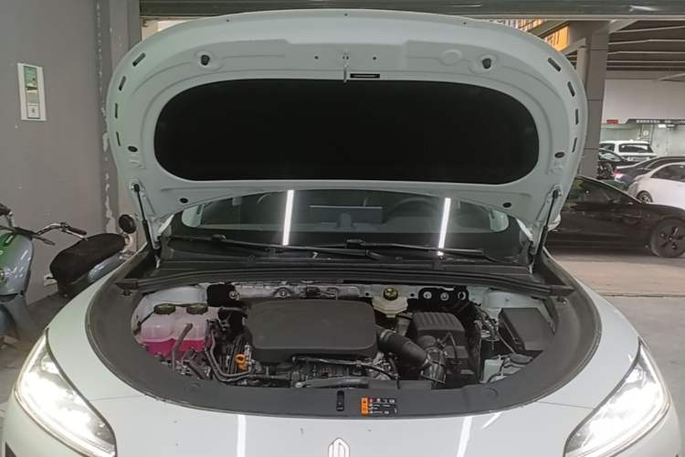Used Hima H5 2025 Model Range-Extending Max Engine Bay