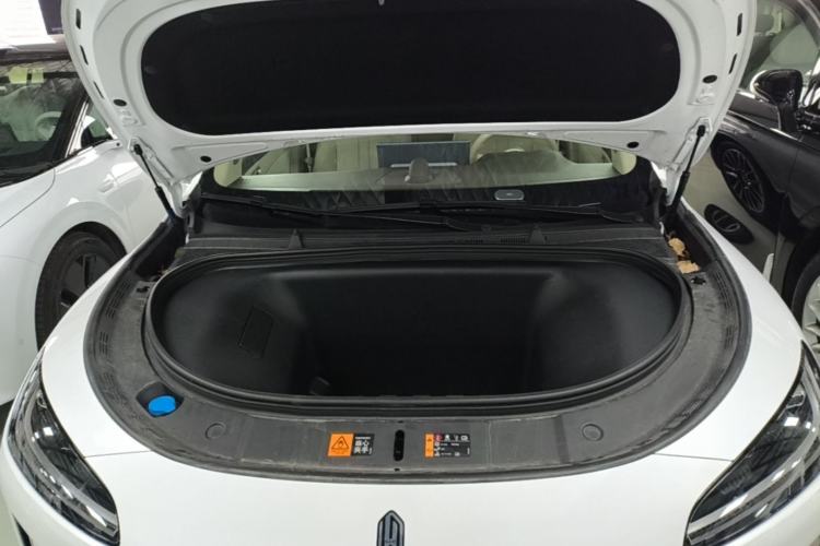 Used Hima H5 2025 Model Pure Electric Max Long Range Engine Bay