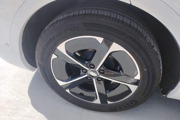 Used Hima H5 2025 Model Range-Extending Max Exterior 5
