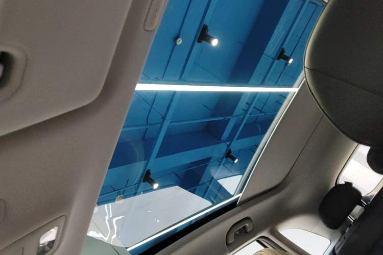 Used Hima H5 2025 Model Range-Extending Max Headliner
