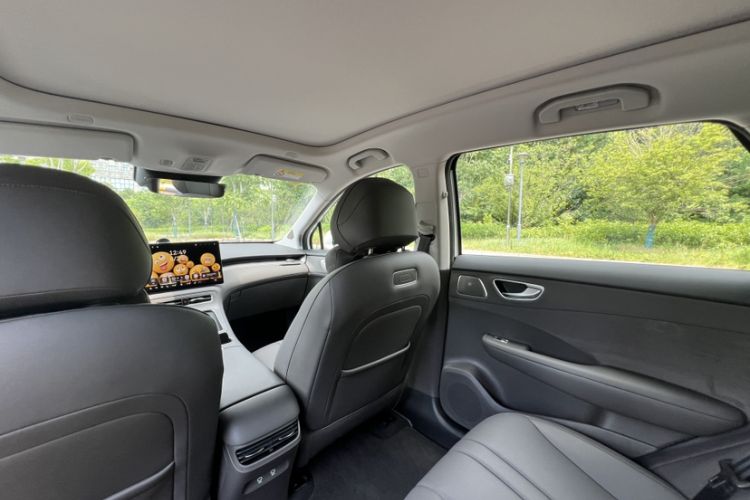 Used Hima H5 2025 Model Range-Extending Max Interior 1