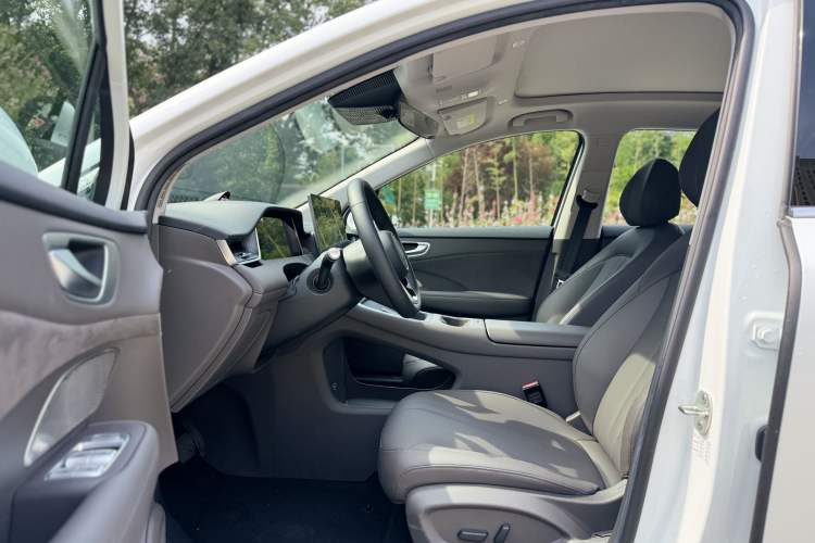 Used Hima H5 2025 Model Range-Extending Max Interior 1