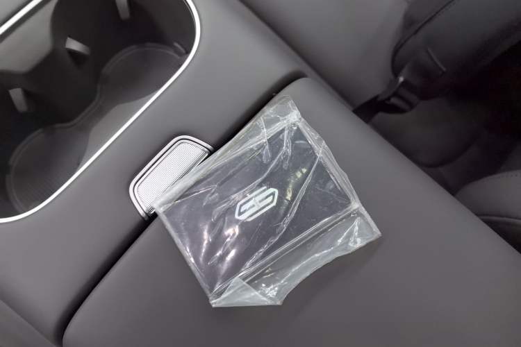 Used Hima H5 2025 Model Range-Extending Max Interior 1