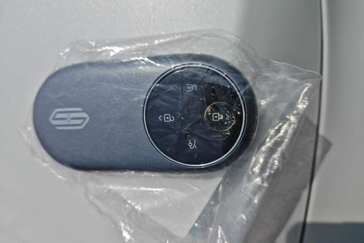 Used Hima H5 2025 Model Range-Extending Pro Interior 1