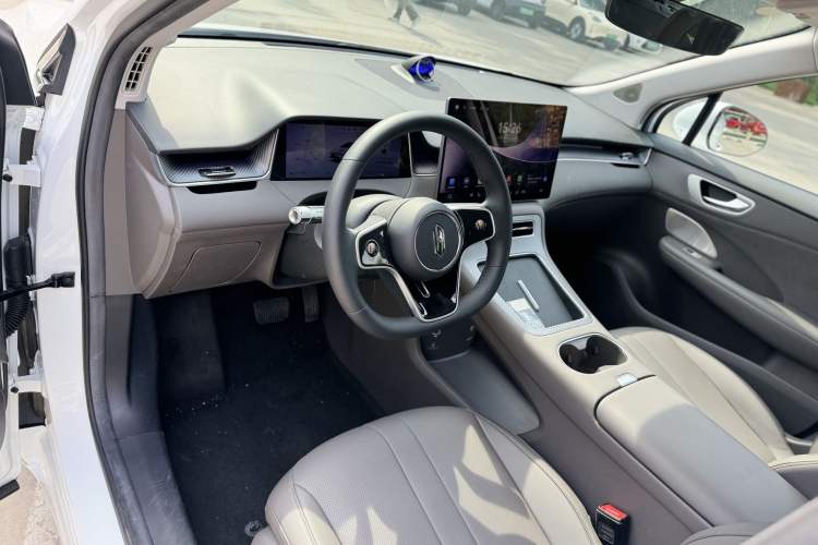 Used Hima H5 2025 Model Range-Extending Max Interior 2