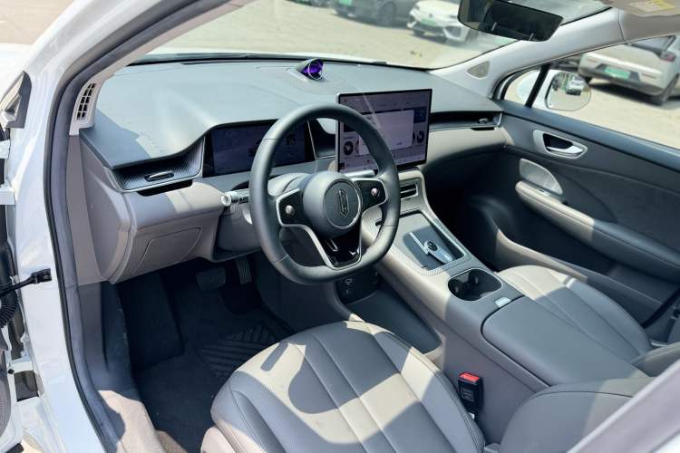 Used Hima H5 2025 Model Range-Extending Max Interior 2
