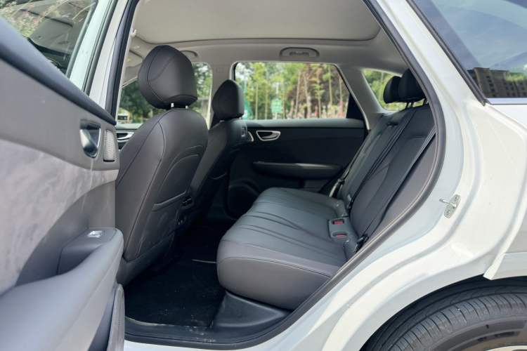 Used Hima H5 2025 Model Range-Extending Max Interior 3