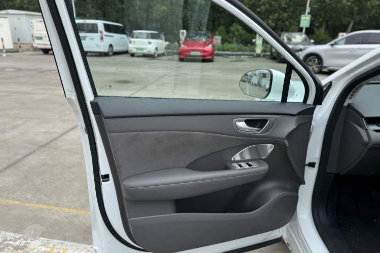 Used Hima H5 2025 Model Range-Extending Max Interior 4