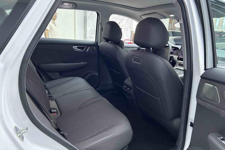 Used Hima H5 2025 Model Range-Extending Max Interior 4