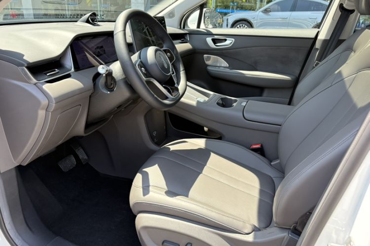 Used Hima H5 2025 Model Range-Extending Max Interior 4