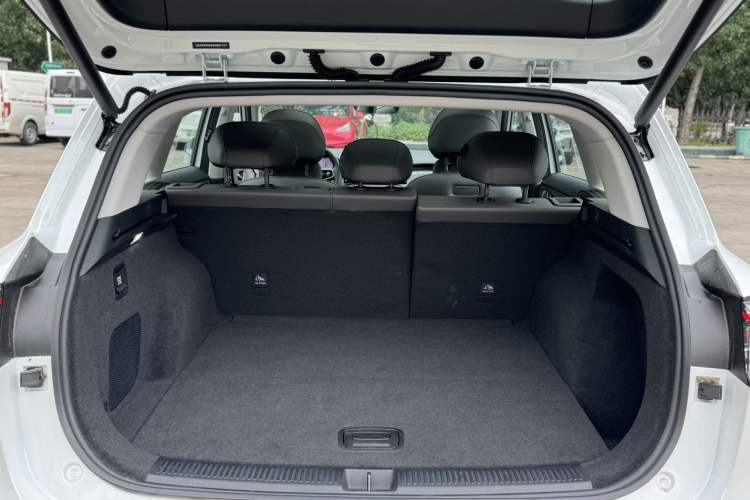 Used Hima H5 2025 Model Range-Extending Max Interior 6