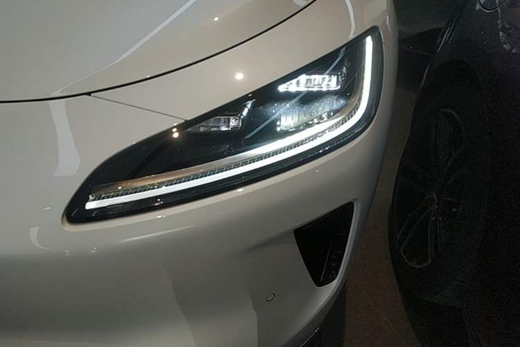 Used Hima H5 2025 Model Range-Extending Max Left Front Headlight