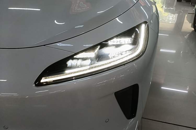 Used Hima H5 2025 Model Pure Electric Max Long Range Left Front Headlight