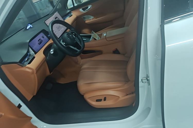 Used Hima H5 2025 Model Range-Extending Max Left Front Seat
