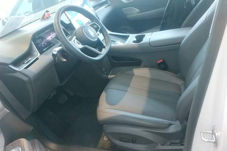Used Hima H5 2025 Model Range-Extending Max Left Front Seat