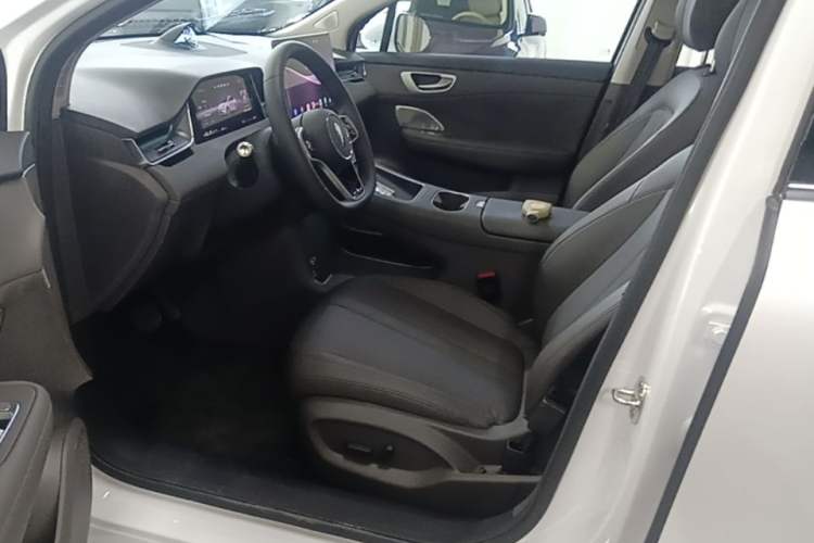 Used Hima H5 2025 Model Range-Extending Max Left Front Seat