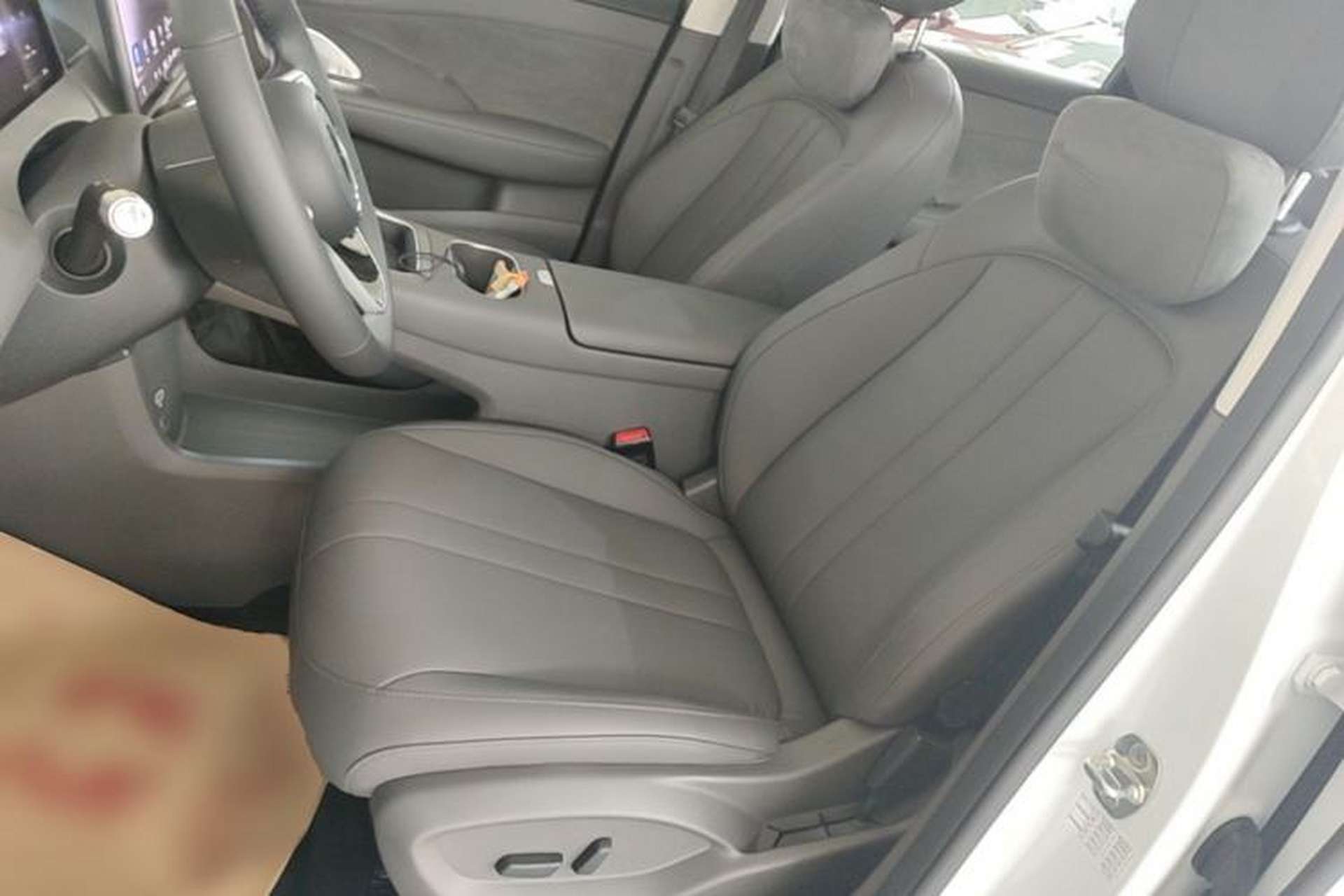 Used Hima H5 2025 Model Range-Extending Max Left Front Seat