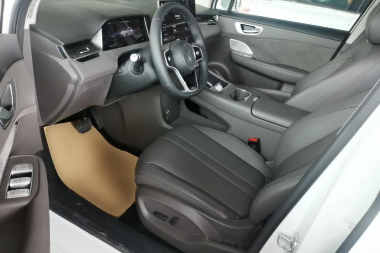 Used Hima H5 2025 Model Range-Extending Max Left Front Seat