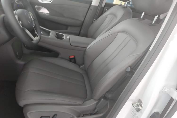 Used Hima H5 2025 Model Range-Extending Max Left Front Seat