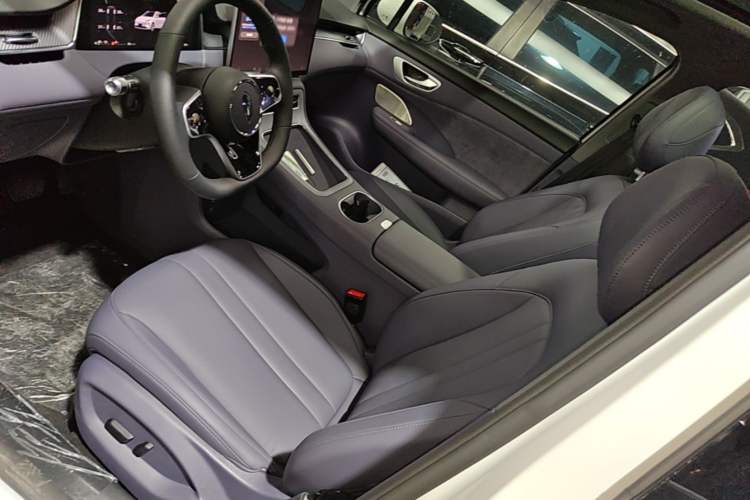 Used Hima H5 2025 Model Range-Extending Max Left Front Seat