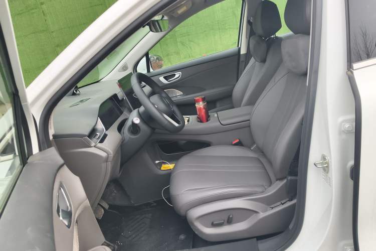 Used Hima H5 2025 Model Range-Extending Max Left Front Seat