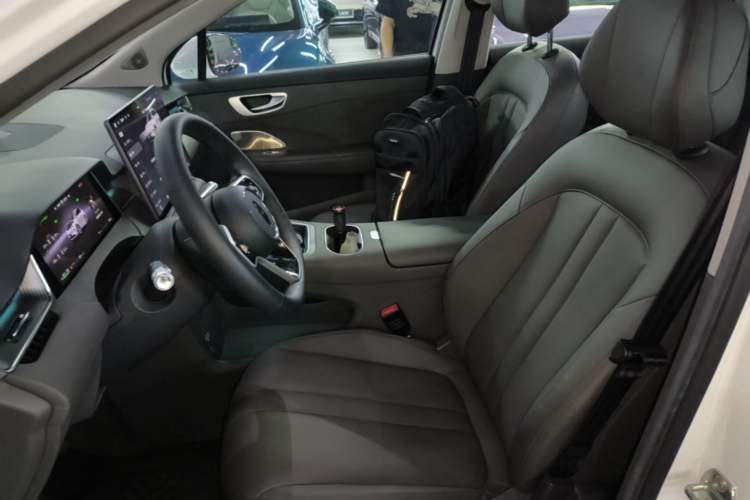 Used Hima H5 2025 Model Range-Extending Max Left Front Seat