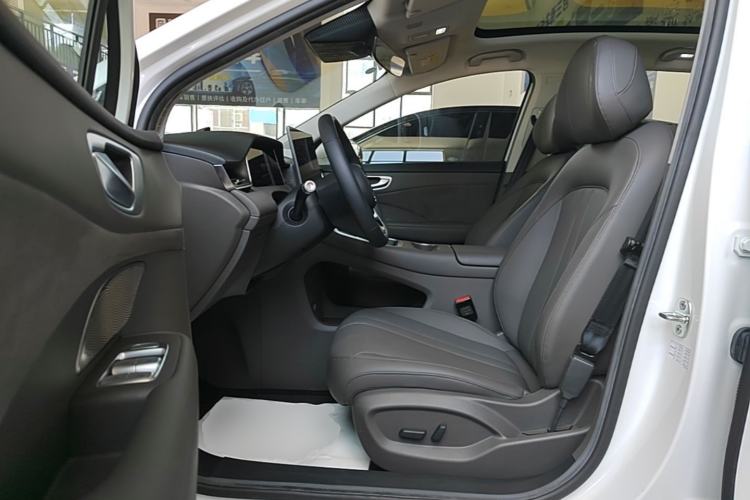 Used Hima H5 2025 Model Range-Extending Max Left Front Seat