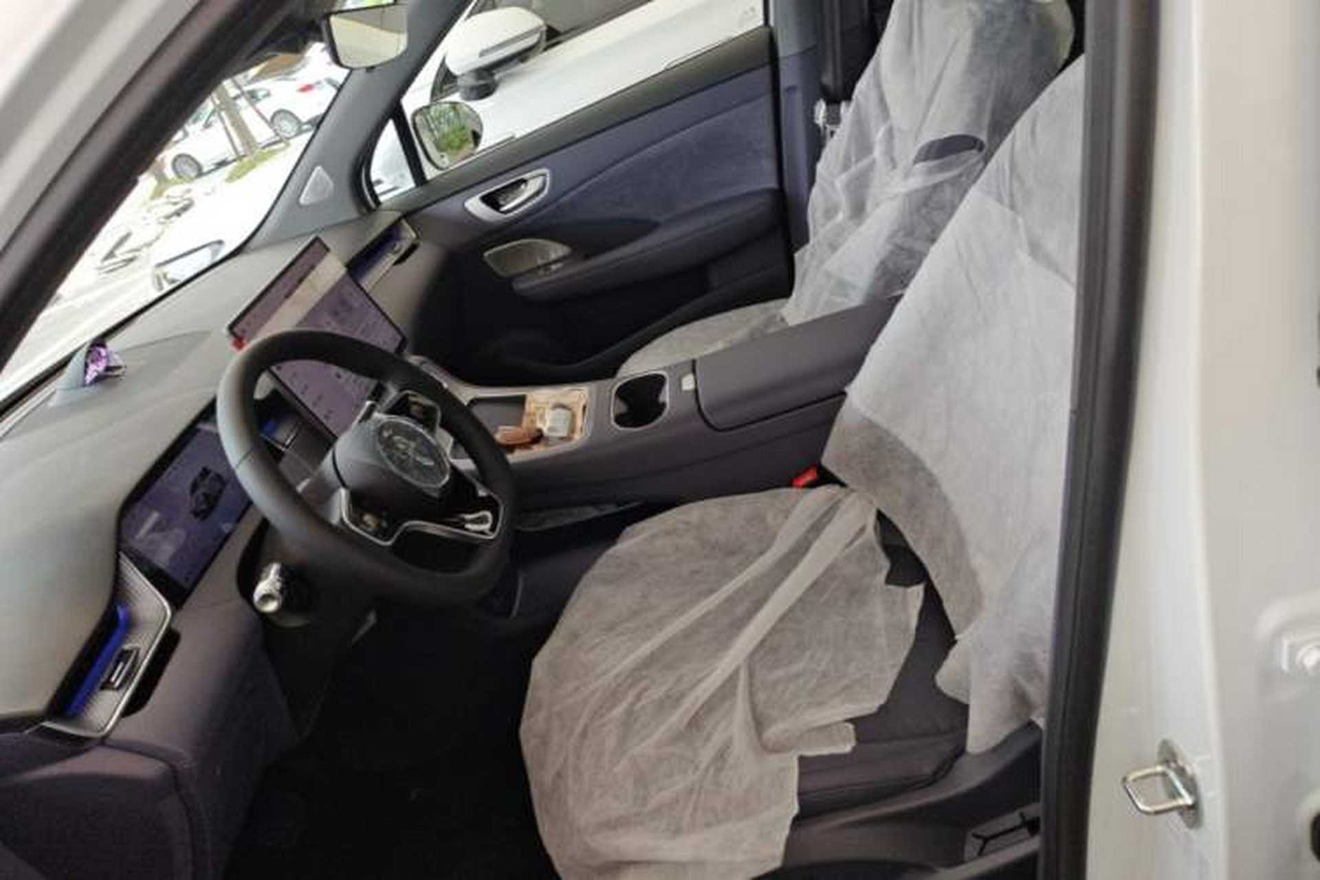 Used Hima H5 2025 Model Range-Extending Pro Left Front Seat