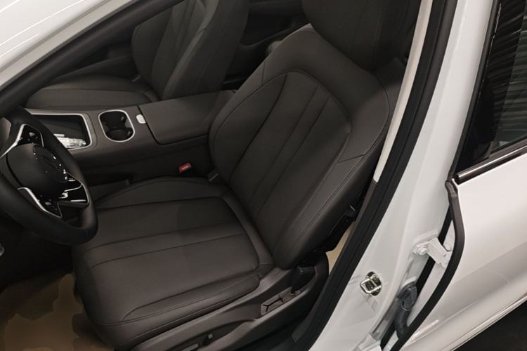 Used Hima H5 2025 Model Range-Extending Max Left Front Seat