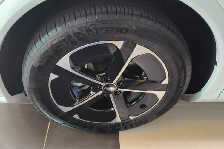 Used Hima H5 2025 Model Range-Extending Max Left Front Wheel Hub