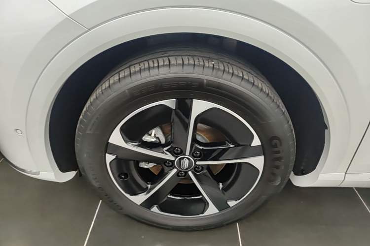 Used Hima H5 2025 Model Range-Extending Max Left Front Wheel Hub