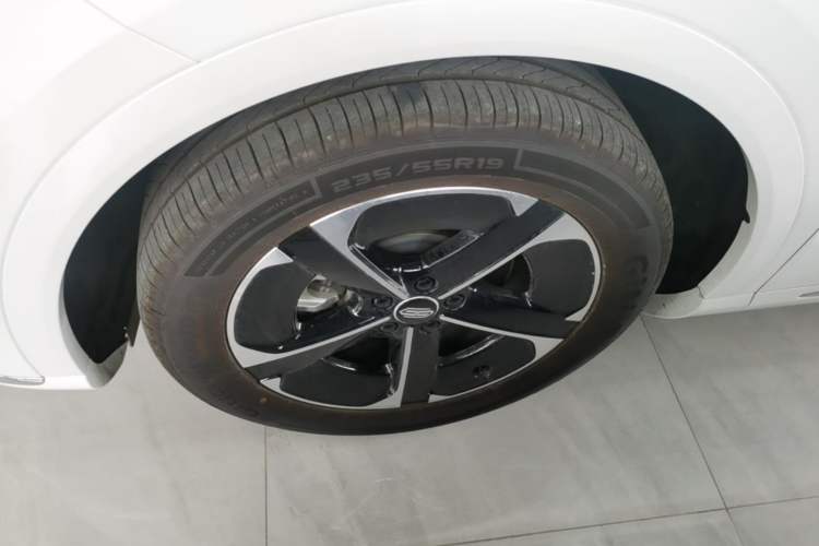 Used Hima H5 2025 Model Range-Extending Max Left Front Wheel Hub