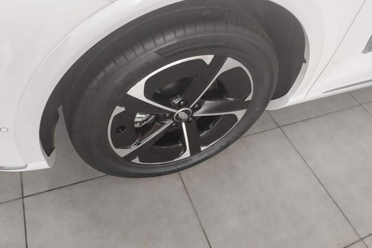 Used Hima H5 2025 Model Range-Extending Max Left Front Wheel Hub