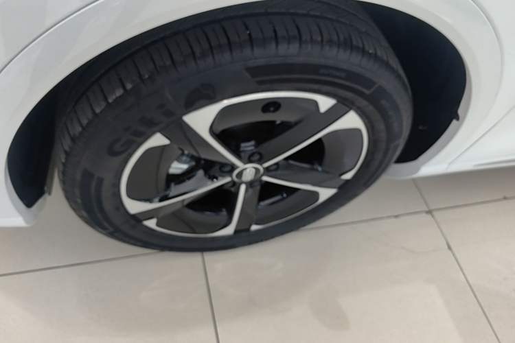 Used Hima H5 2025 Model Range-Extending Max Left Front Wheel Hub