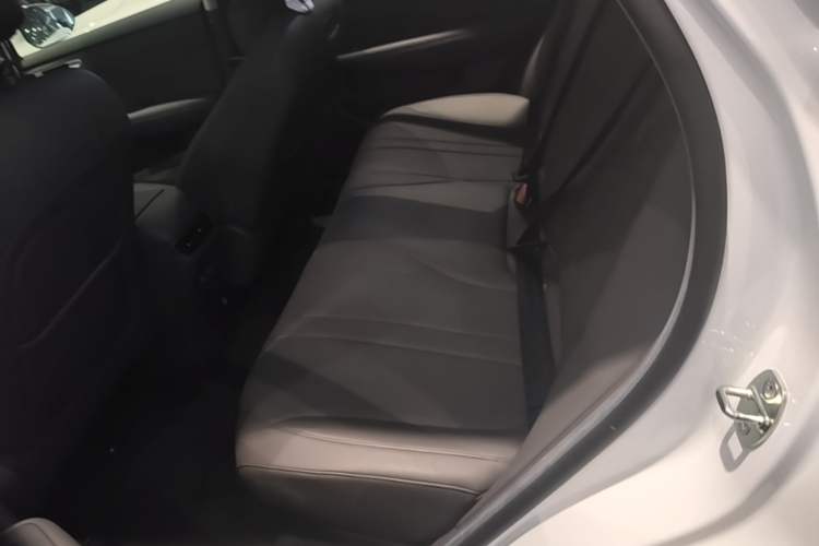 Used Hima H5 2025 Model Range-Extending Max Left Rear Seat