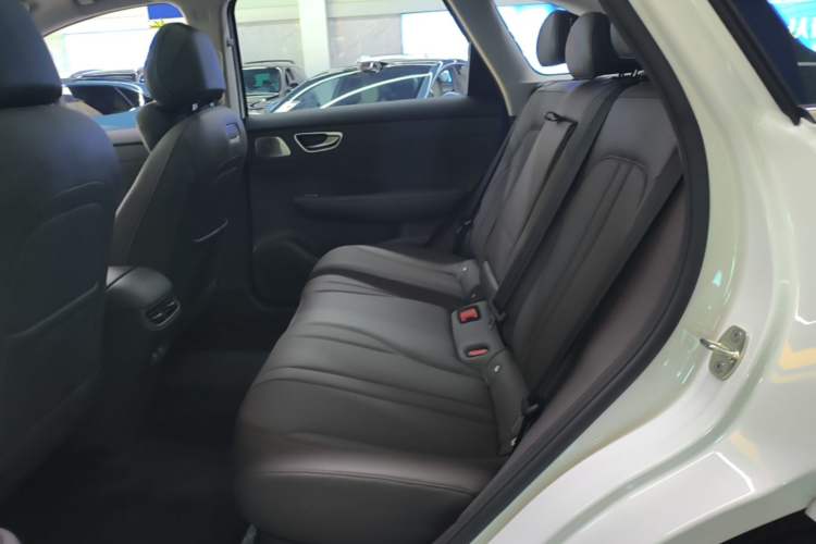 Used Hima H5 2025 Model Range-Extending Max Left Rear Seat
