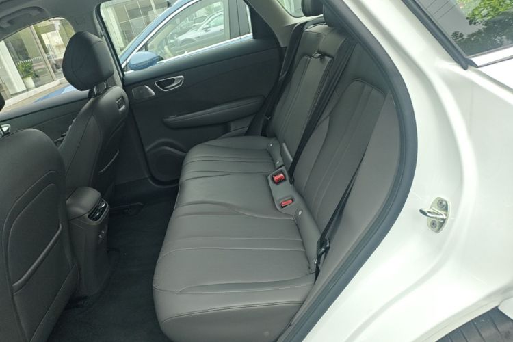 Used Hima H5 2025 Model Pure Electric Max Long Range Left Rear Seat