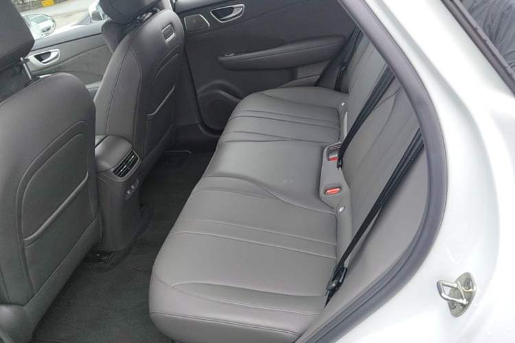 Used Hima H5 2025 Model Range-Extending Max Left Rear Seat