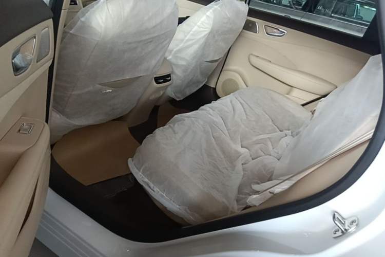 Used Hima H5 2025 Model Range-Extending Pro Left Rear Seat