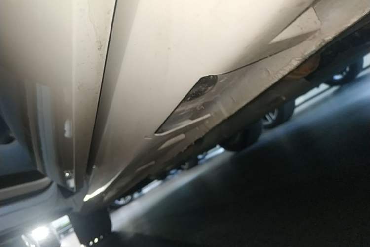 Used Hima H5 2025 Model Range-Extending Max Left Side Sill