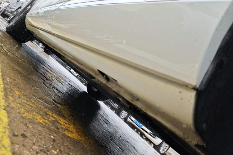 Used Hima H5 2025 Model Range-Extending Max Left Side Sill
